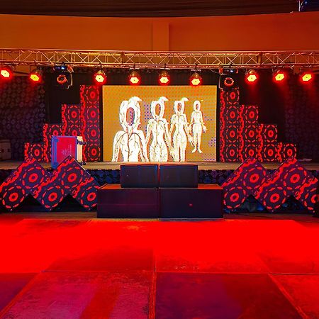 Nirmal Hotel And Resort Bareilly Extérieur photo
